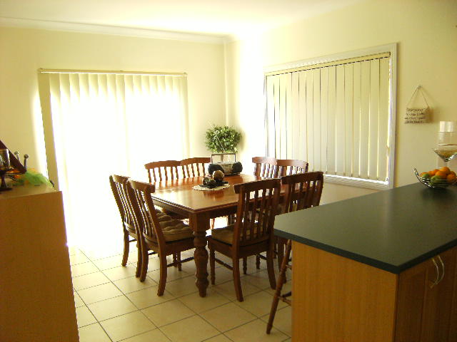 Immaculately presented 3 bedroom townhouse Picture Immaculately presented 3 bedroom townhouse Picture