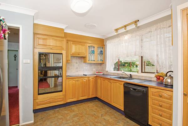 LAND JUST ADDS TO THE APPEAL Picture 2