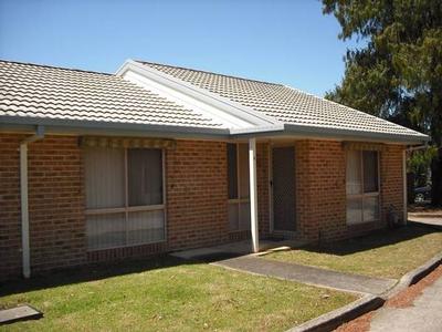 Sought after 2 bedroom villa located in quiet tree lined street. Picture Sought after 2 bedroom villa located in quiet tree lined street. Picture