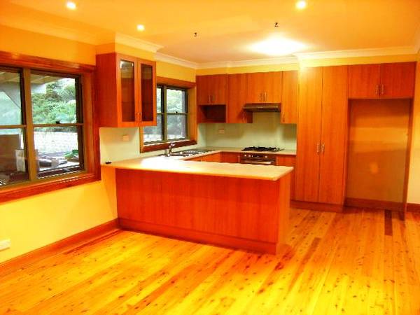 Absolutely immaculate presented family home in the Matthew Pearce Catchment area. Picture