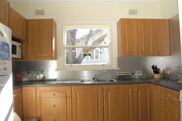 AUTHENTIC CHARM Picture