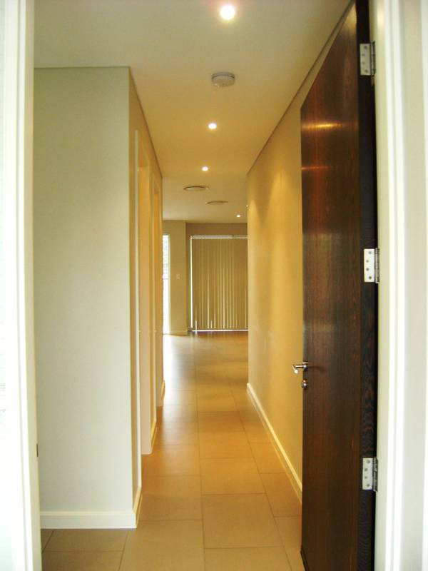 Fantastic near new 3 bedroom home offering quality inclusions throughout. Picture 2