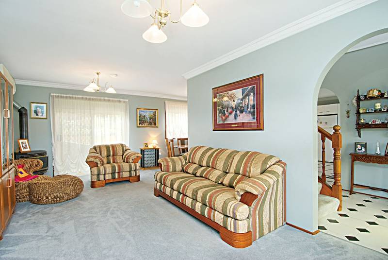 CRESTWOOD CUL-DE-SAC (Open Home Cancelled) Picture 2