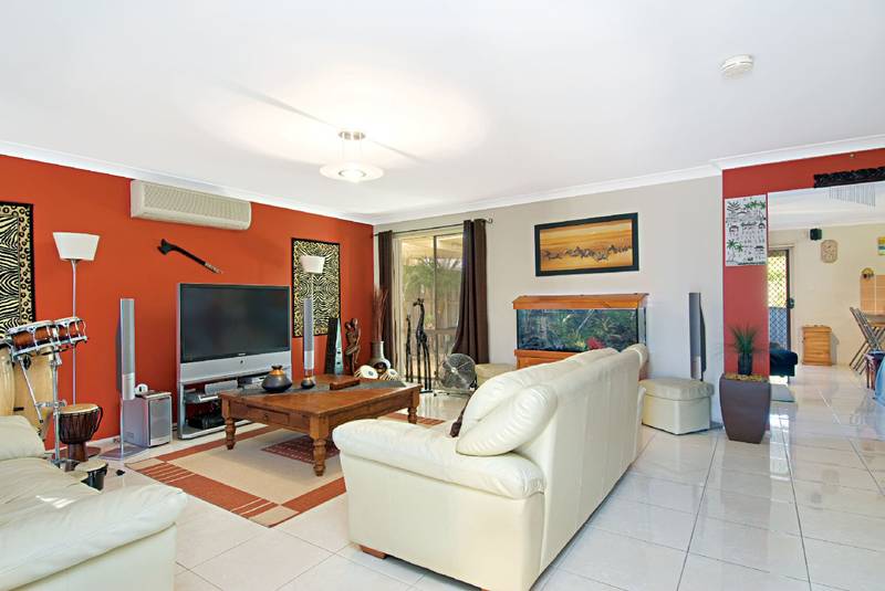 SLEEK LOOK and CLEAN LINES Picture 3