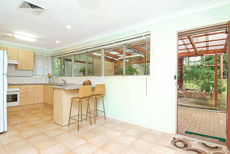 BE SURPRISED BY THE EXTRAS Picture BE SURPRISED BY THE EXTRAS Picture