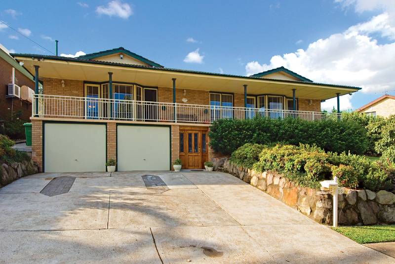 A STUNNING SUCCESS Picture 1