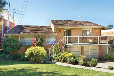 SPACE TO LIVE . . .
LOCATION TO LOVE Picture