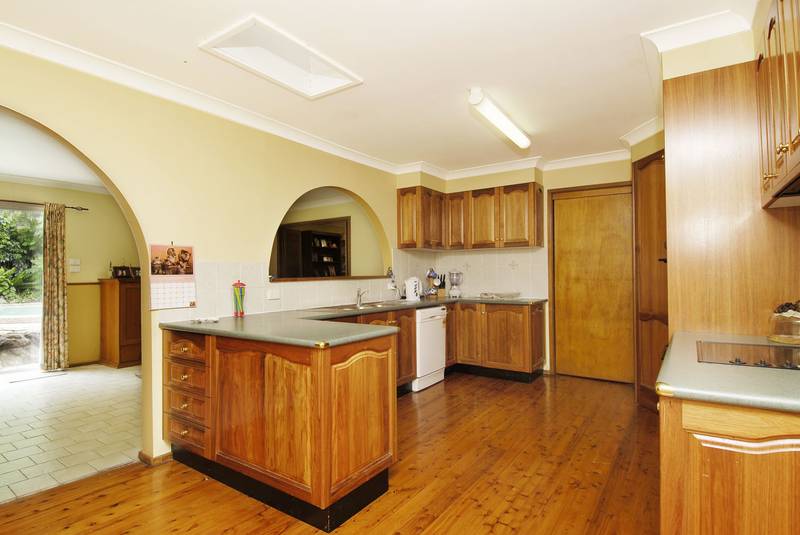 Acres of PARKLANDS . . . . Picture 2