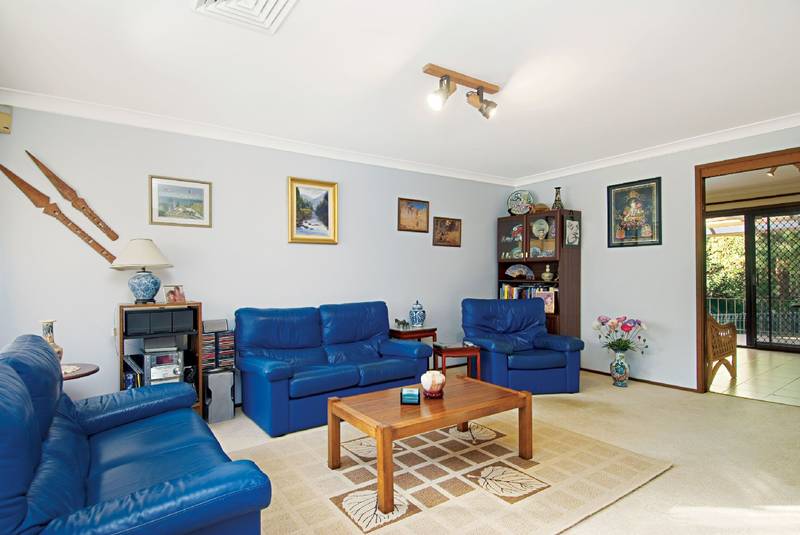 BALCOMBE HEIGHTS ESTATE Picture 3