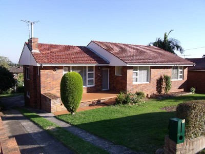 Well positioned 3 bedroom home located in quiet street and within easy walking distance to shops, transport & school. Picture
