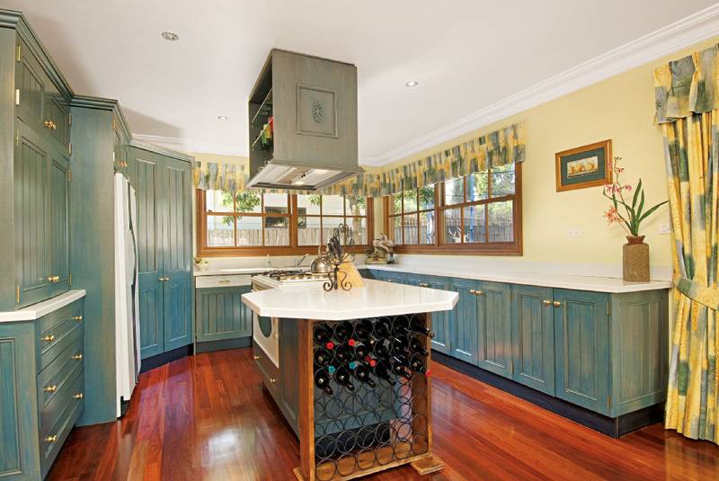 A Tribute to the Past . . . Picture 2