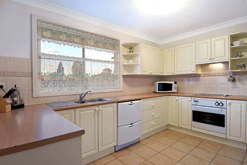 SOLD by the Hills District's most successful agent - WE SELL HOMES FOR MORE Picture 2