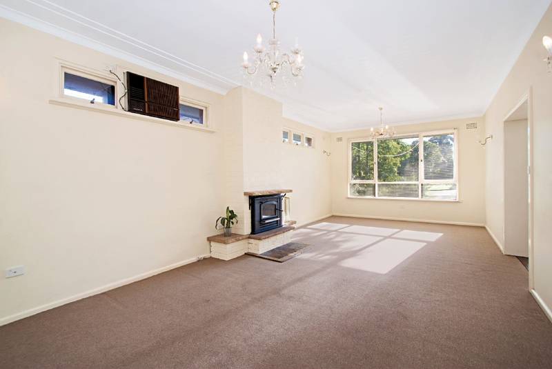 POSITION -
POSITION -
POSITION Picture 3