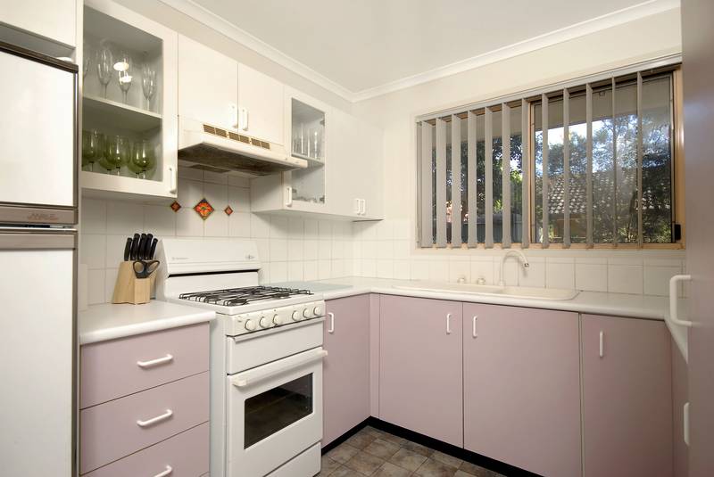 EXCEPTIONAL VALUE and No Steps! Picture 2