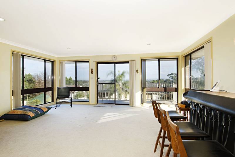 TWO (2) BIG RUMPUS ROOMS Picture 3