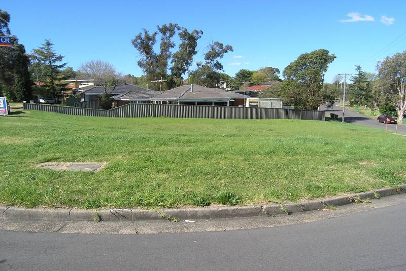 YES . . . . .
a VACANT BLOCK! Picture 1