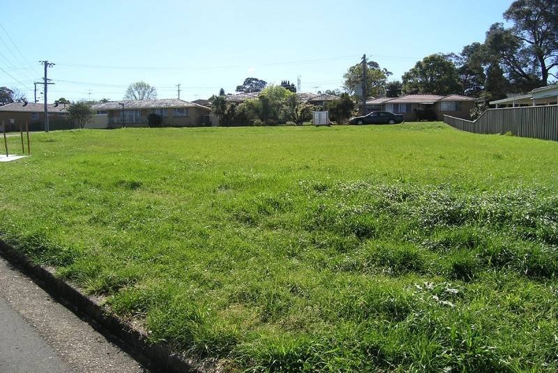 YES . . . . .
a VACANT BLOCK! Picture 3