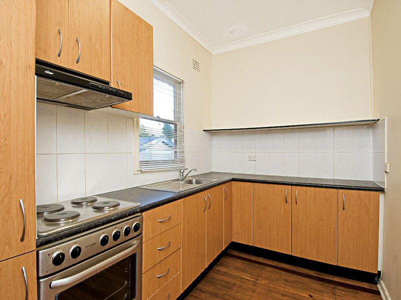 48 NORTHMEAD AVENUE Picture 2