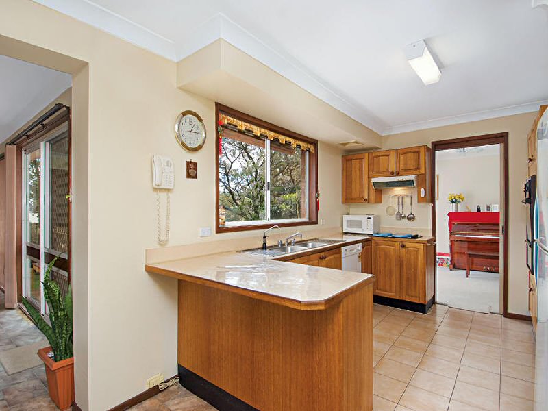 Give your family a Very Merry Christmas . . . Picture 2