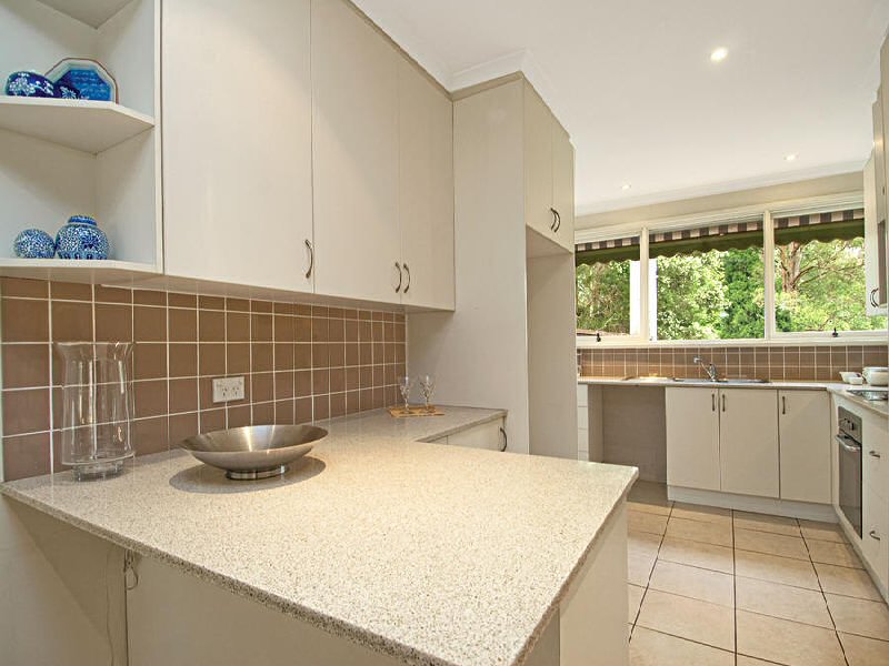 A SUBURBAN FAIRYTALE Picture 2