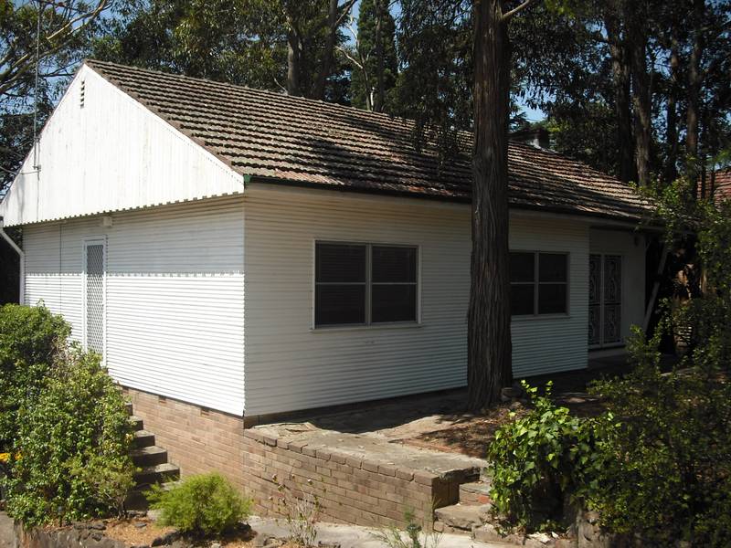 Overlooking Tranquil Tree Aspect Picture 1