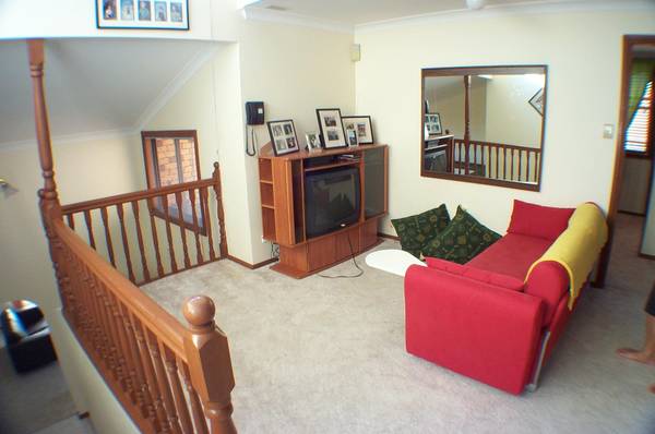 Crestwood area. Executive style home boasting 4 generous bedrooms Picture 2