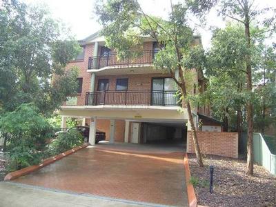 SPACIOUS AIR CONDITIONED LIVING Picture