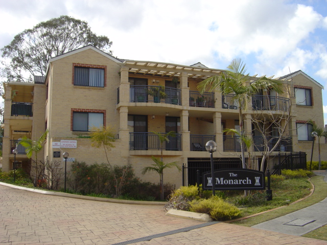 Neat & tidy 3 bedroom unit. Picture 1