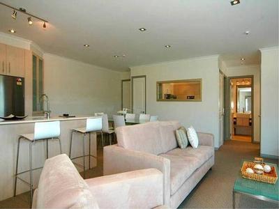 100% Pure Lifestyle Picture 100% Pure Lifestyle Picture