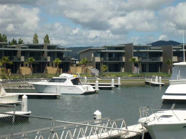 The Ultimate in Waterways Living Picture 1