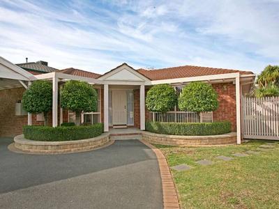 4 BEDROOMS, COURT LOCATION, SPACIOUS YARD Picture