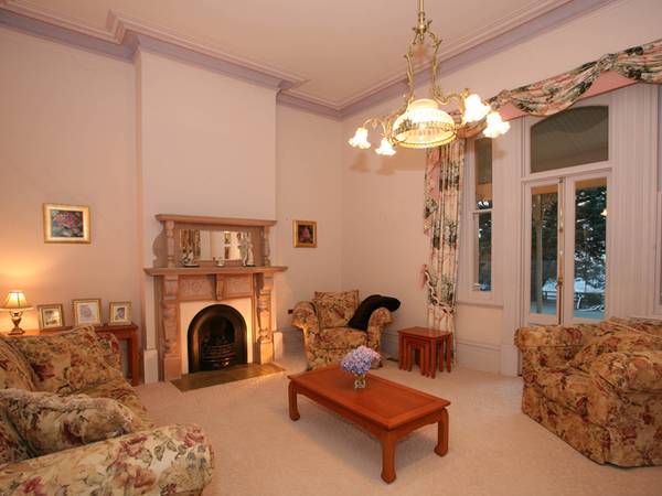 GRAND VICTORIAN MANSION ON 20 BREATHTAKING ACRES Picture 2