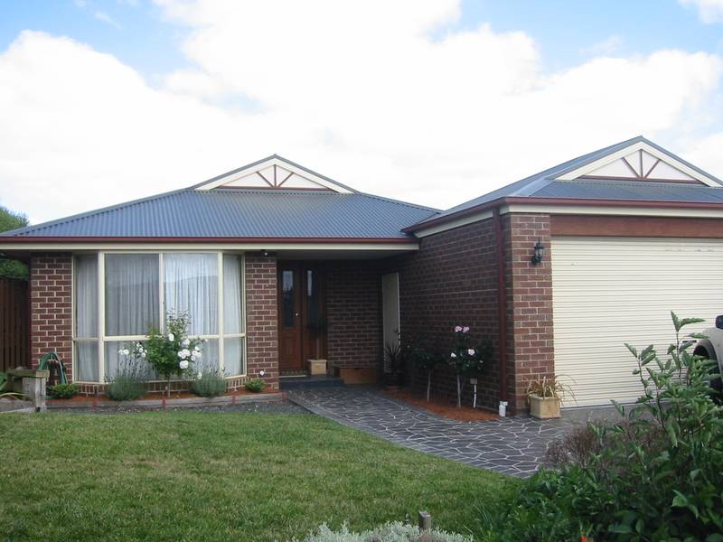 IMPRESSIVE ENTERTAINING AREA Picture 3