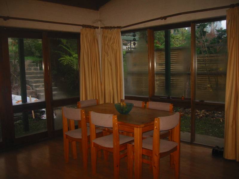 GIVE ME A HOME AMONG THE GUM TREES Picture 3