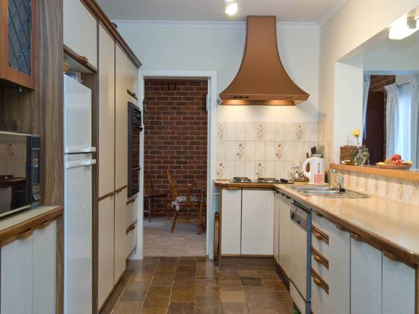 THE PICK OF POSITIONS NORTH OF HIGHWAY Picture 3