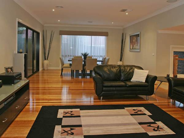 A STAND OUT STUNNER IN AN EXCLUSIVE NORTHSIDE COURT Picture