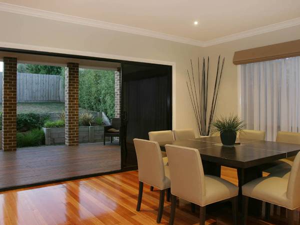 A STAND OUT STUNNER IN AN EXCLUSIVE NORTHSIDE COURT Picture