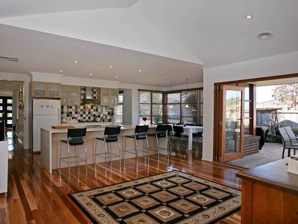 UPGRADE YOUR LIFESTYLE Picture