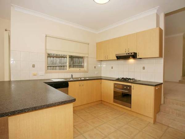 JUST AROUND THE CORNER FROM THE CENTRE OF THE BERWICK VILLAGE Picture 3