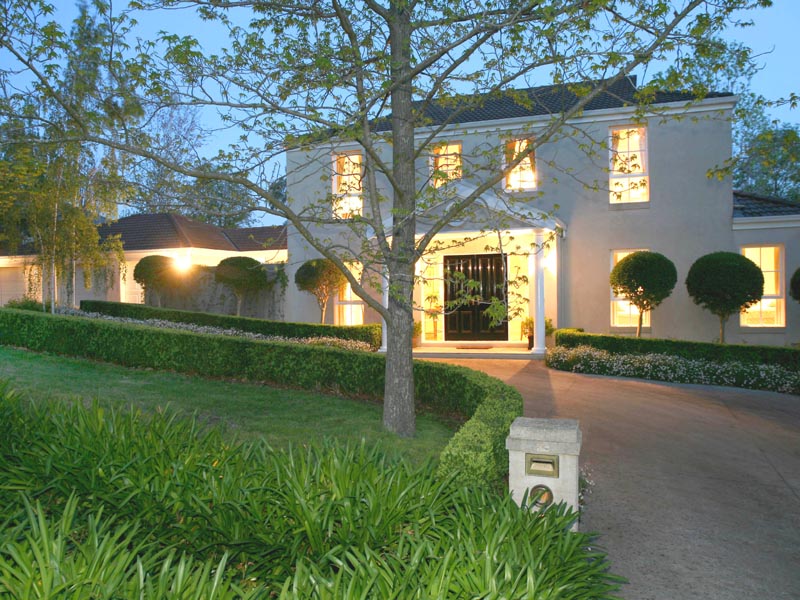 BEYOND PRESTIGE - POSITION - PROFILE - PERSONALITY Picture 1