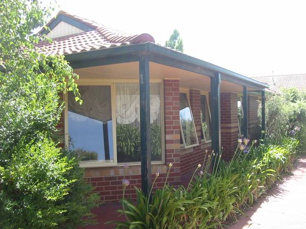 NARRE WARREN GEM Picture 2