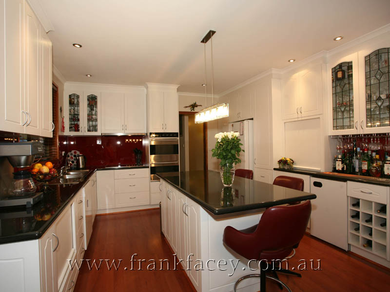 A TRUE FAMILY HOME WITH FEATURES FOR ALL TO ENJOY Picture