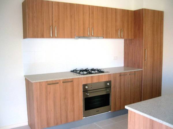 SIMPLY STUNNING TOWNHOUSE Picture