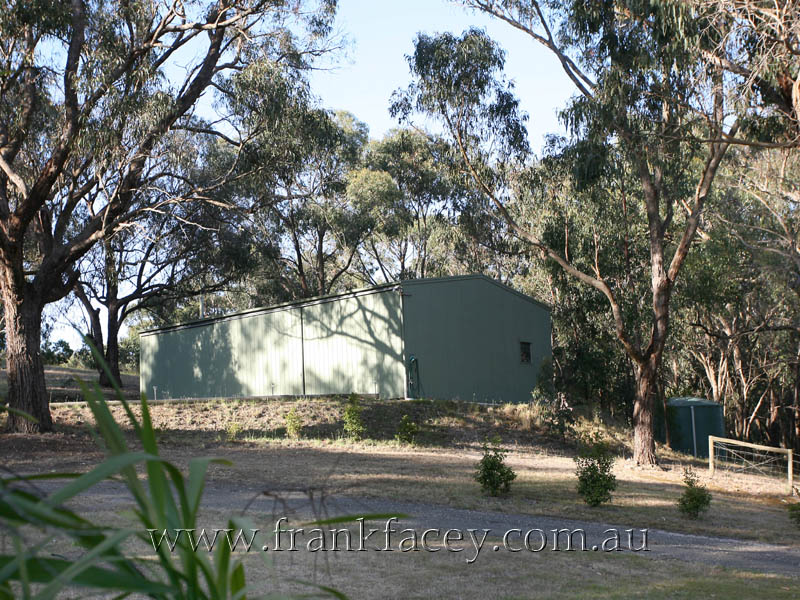 A TRANQUIL 5 ACRE RURAL RETREAT Picture 2