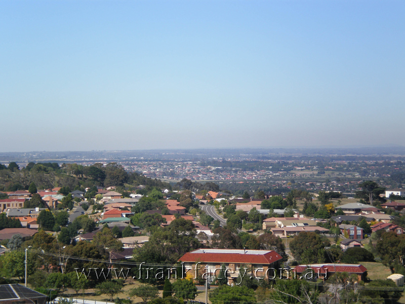ELEVATED ACRE SITE IN ELITE RESIDENTIAL ENCLAVE Picture 1