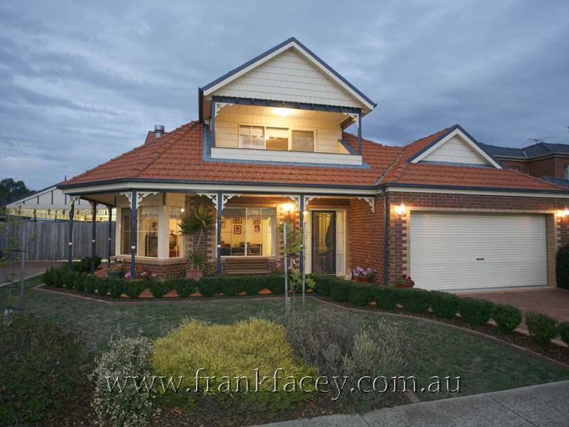 IMMACULATE EDWARDIAN
-FANTASTIC ENTERTAINER ON 864sqm Picture 1