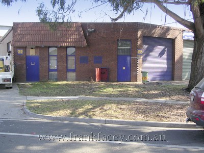 FACTORY IN CRANBOURNE FOR LEASE Picture
