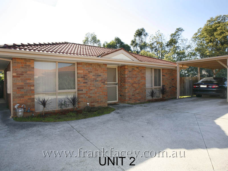 THREE GREAT CHANCES TO OWN AN AFFORDABLE TOWNHOUSE Picture 3