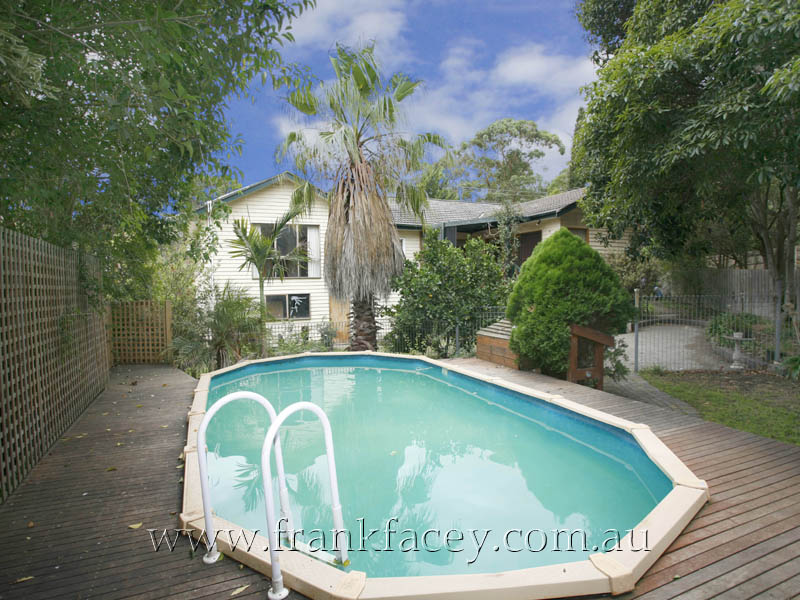 ONE OF 3 TITLES - BUY ONE...BUY ALL...THE CHOICE IS YOURS! Picture 3