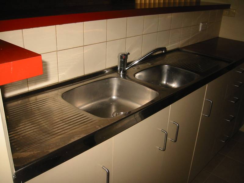 MINUTES WALK TO TOWN CENTRE Picture MINUTES WALK TO TOWN CENTRE Picture